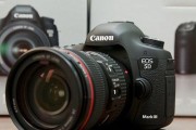 佳能EOS5D（品质出众、功能强大、适用广泛，探索佳能EOS5D的精彩世界）